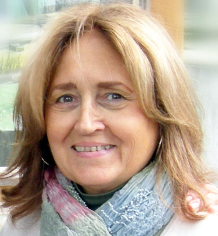 Joan Sinclair USE THIS Photo